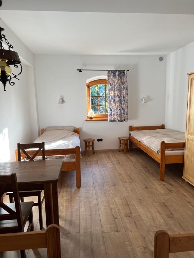 Spokojny Zaulek Ulinia Buitenkant foto